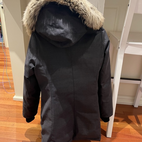 TNA Haven parka xsmall, zipper and magnectic closures, good for temp to -30 - Picture 6 of 6